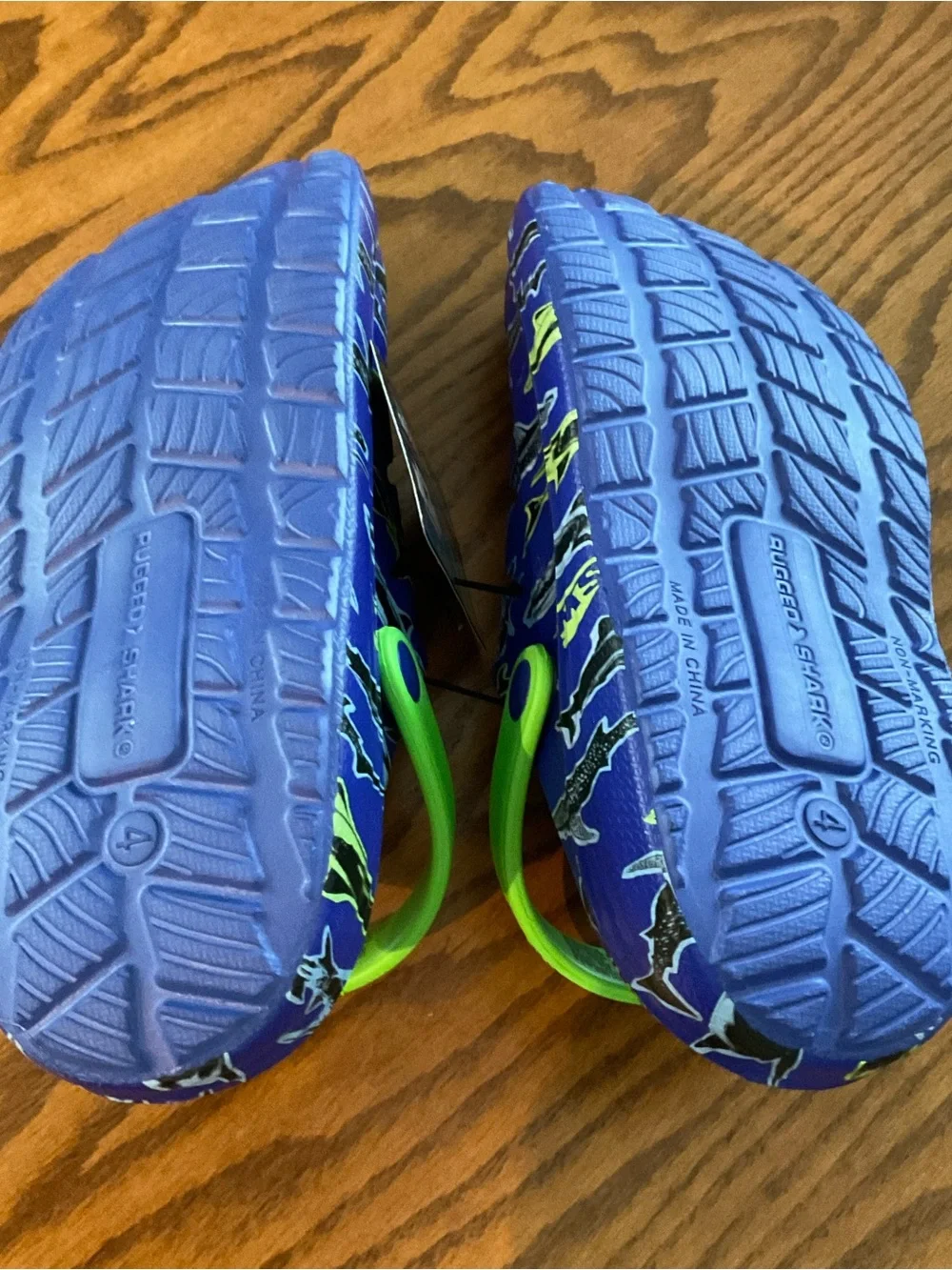 NWT Discovery Shark, Rugged Shark Slip-On Clogs, Royal Blue/Lime Green, Sz Boys